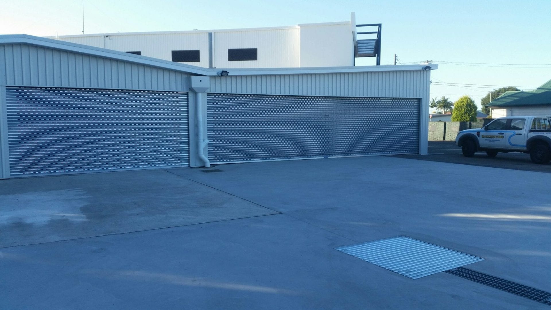 Industrial Garage Doors Sample 3 » Saddingtons